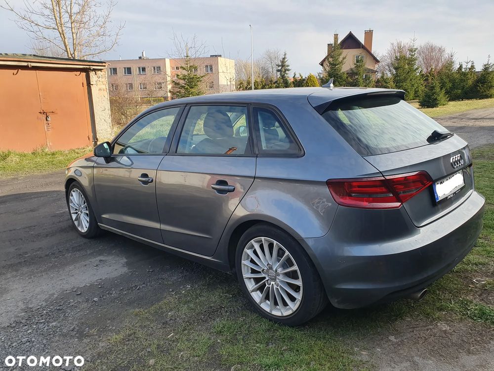 Audi A3 Sportback - 5
