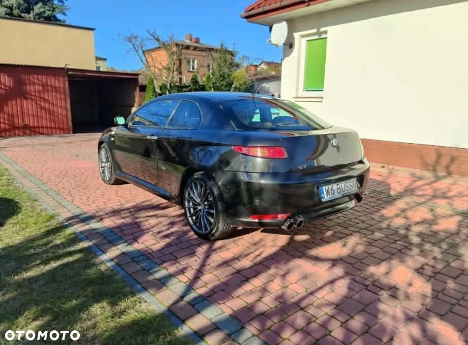 Alfa Romeo GT - 1