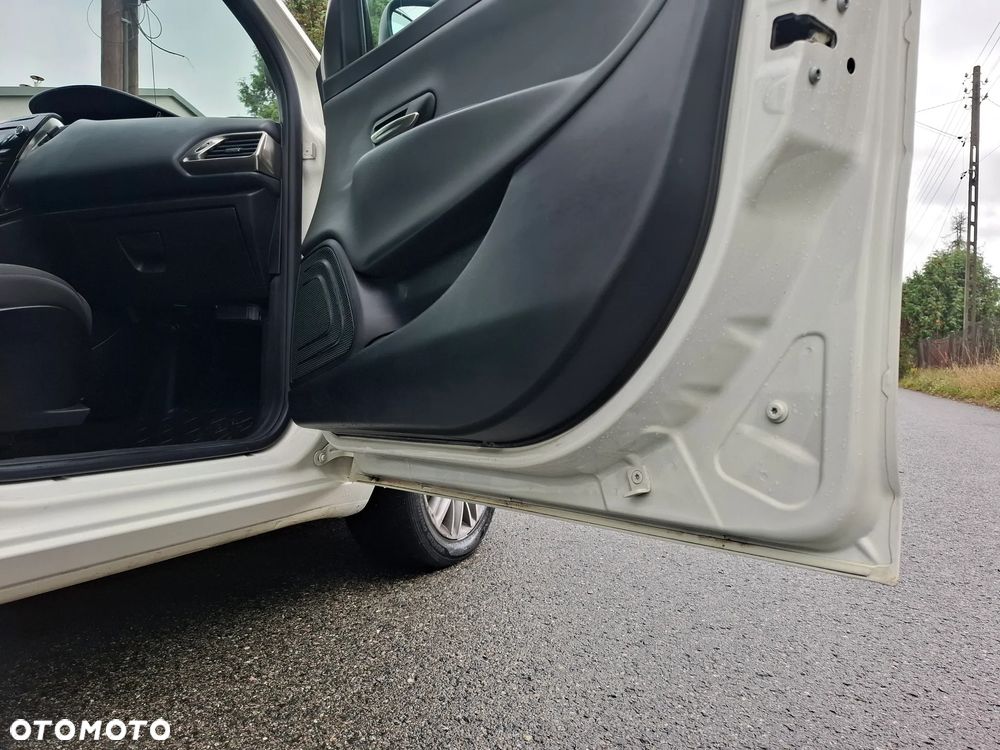 Lancia Ypsilon Y 1.2 8v Platinum - 16