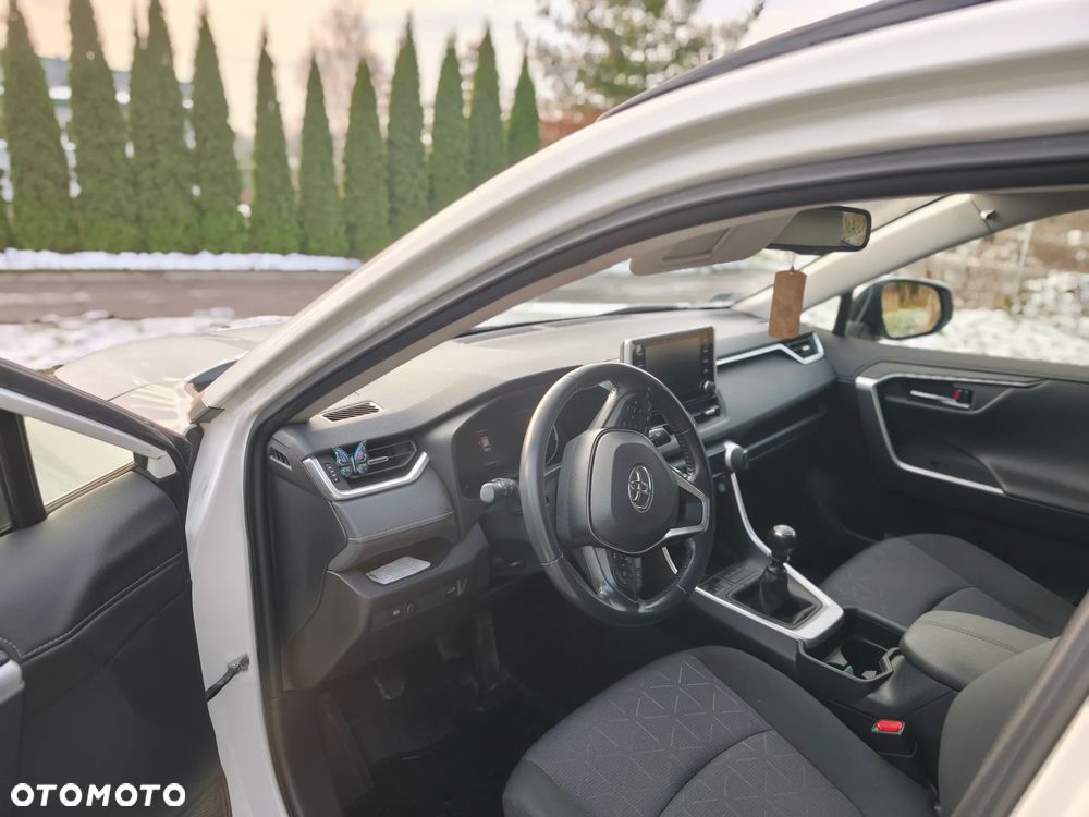 Toyota RAV4 2.0 Comfort 4x2 - 6