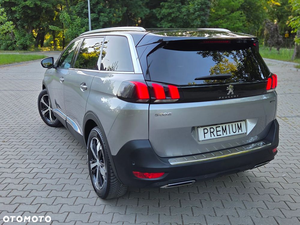 Peugeot 5008 - 23