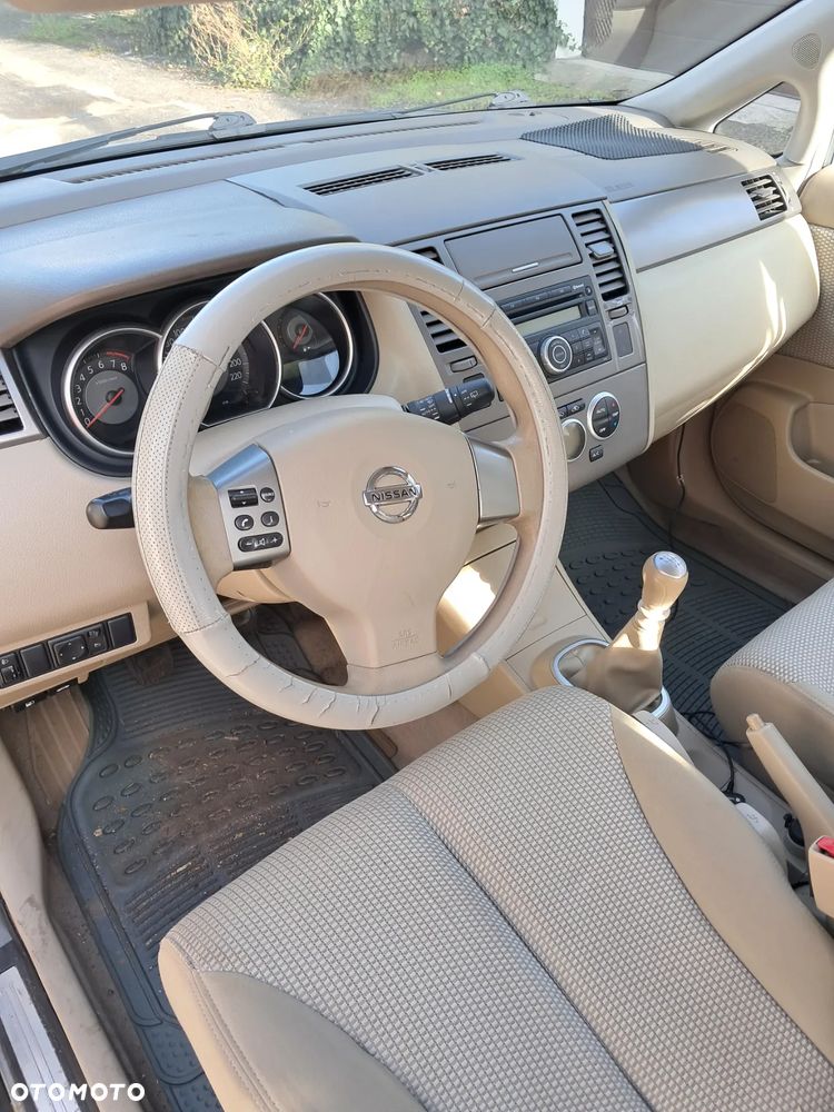 Nissan Tiida 1.8 Acenta - 2