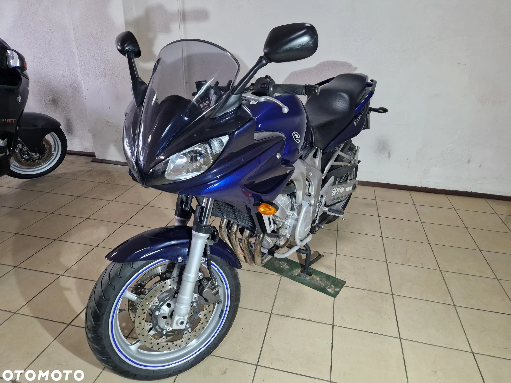 Yamaha FZ6 - 7
