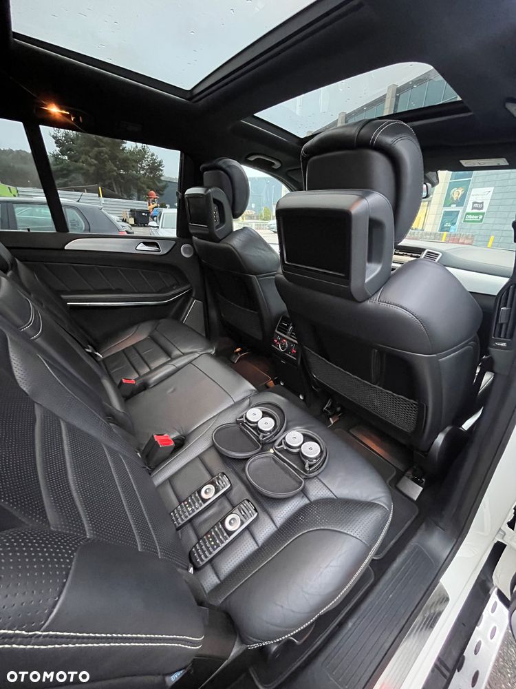 Mercedes-Benz GL - 9