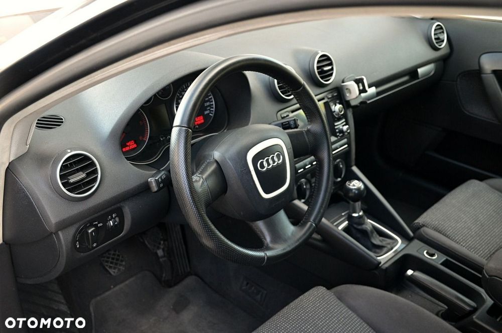 Audi A3 Sportback - 13