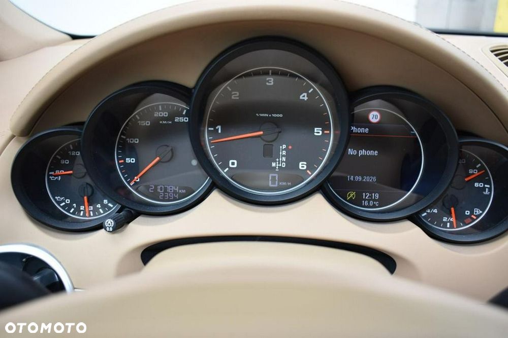 Porsche Cayenne Diesel Platinum Edition - 13