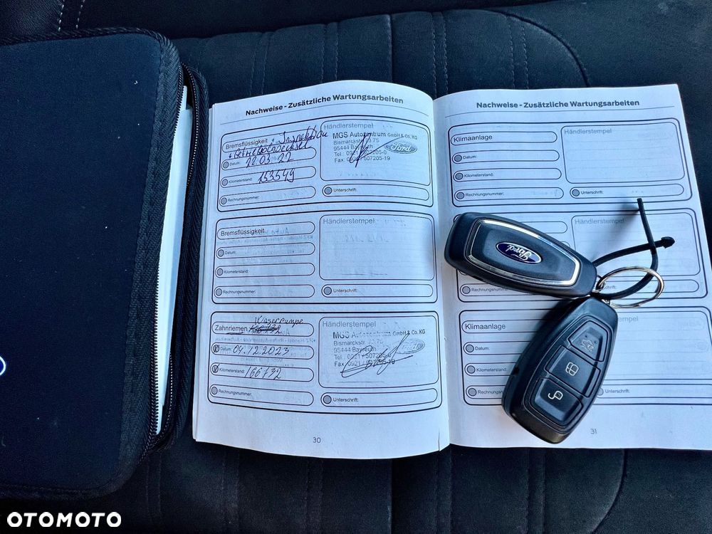 Ford Kuga 2.0 TDCi 4x4 ST-Line - 26