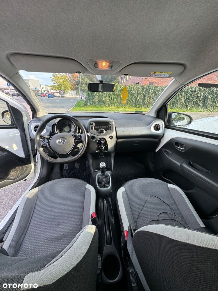 Toyota Aygo 1.0 VVT-i Color Edition - 9