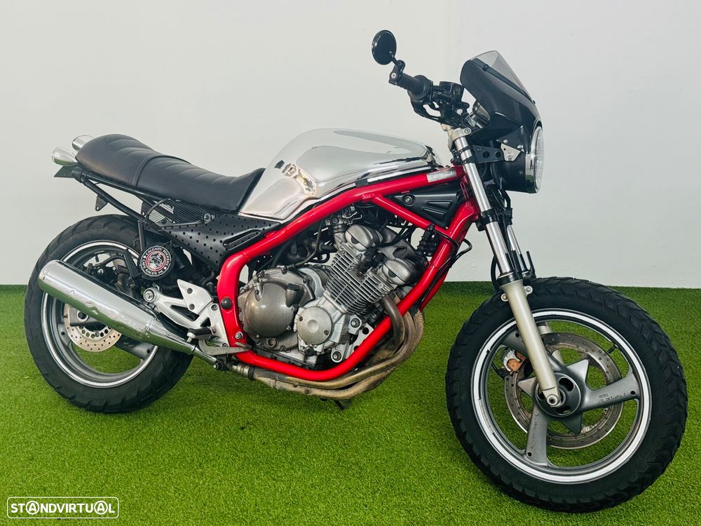 Yamaha XJ Café Racer - 2