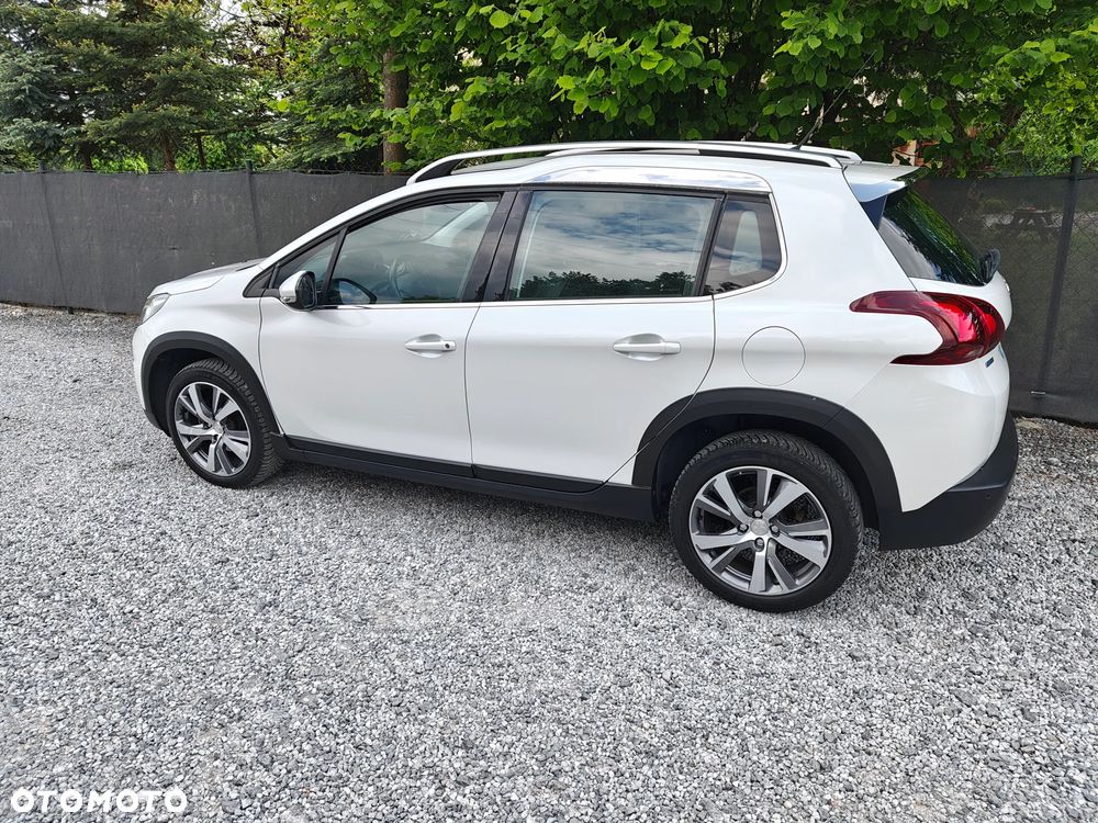 Peugeot 2008 PureTech 110 Stop&Start Business-Line - 32