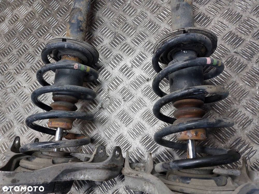 AMORTYZATOR + SPRĘŻYNA LEWY PRZÓD + PRAWY PRZÓD AUDI A4 B6 1.6 8V - 3