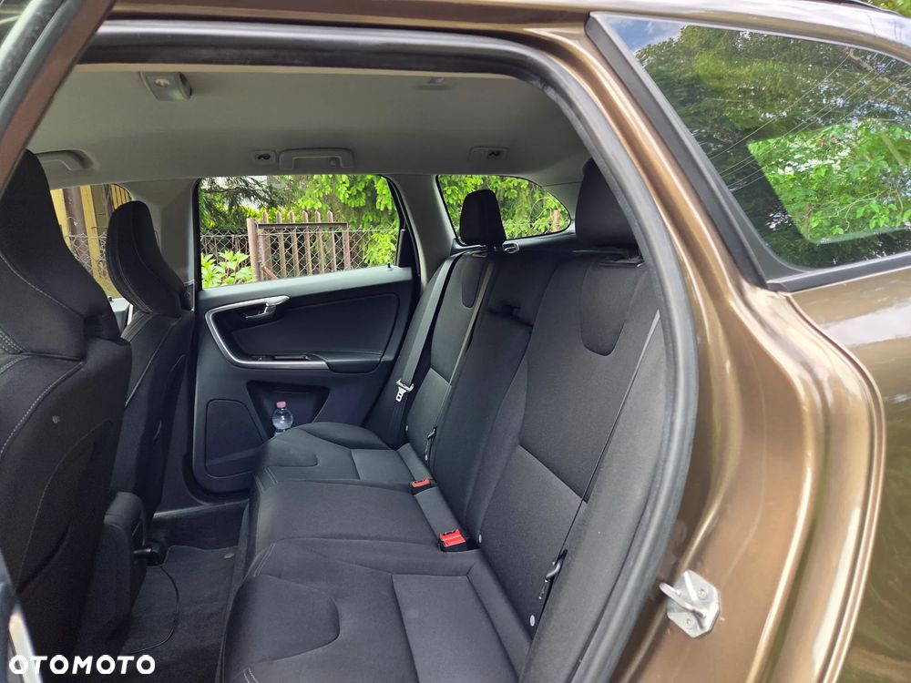 Volvo XC 60 D4 Drive-E Kinetic - 15