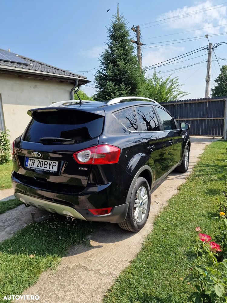 Ford Kuga 2.0 TDCi 4WD Titanium - 4