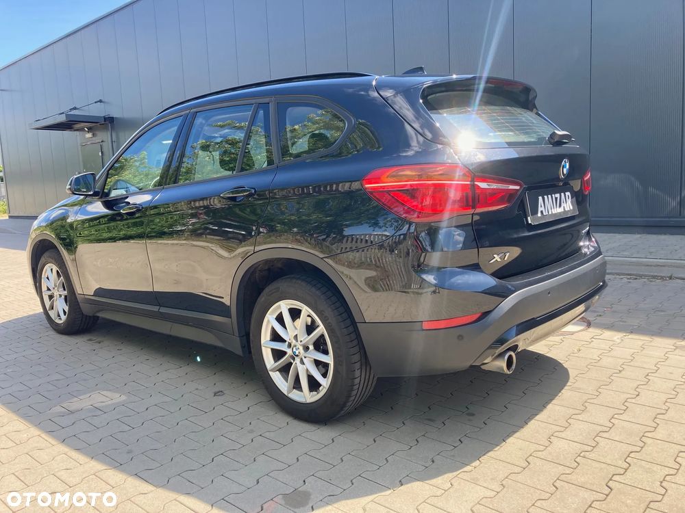 BMW X1 sDrive18i Advantage - 4