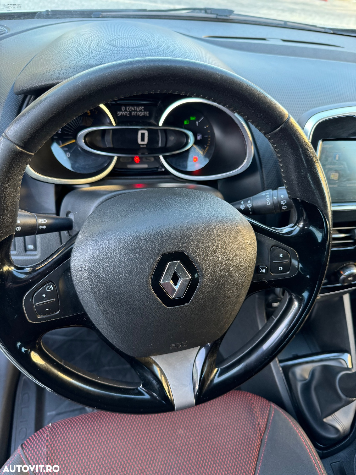 Renault Clio (Energy) dCi 90 Bose Edition - 16