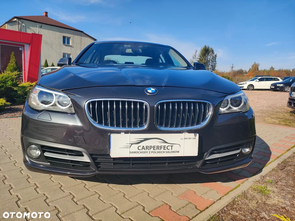BMW Seria 5 528i Luxury Line - 7