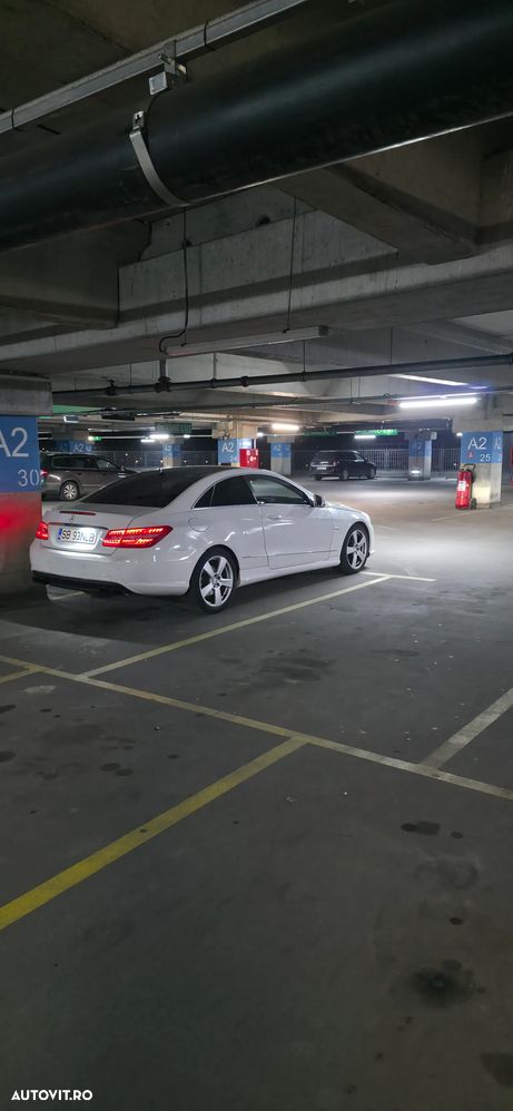 Mercedes-Benz E - 9