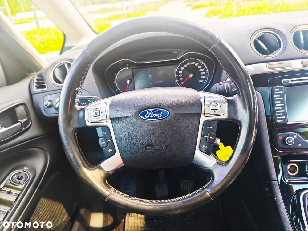 Ford S-Max 2.0 TDCi DPF Titanium X - 36