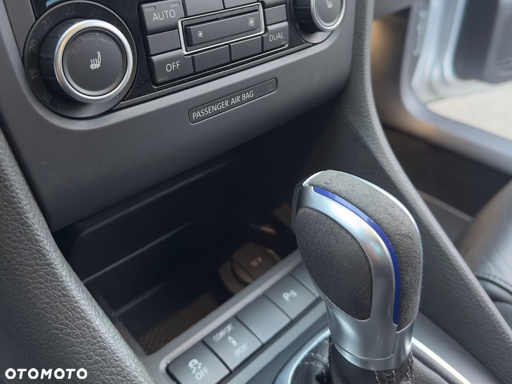 Volkswagen Golf 2.0 R DSG - 8