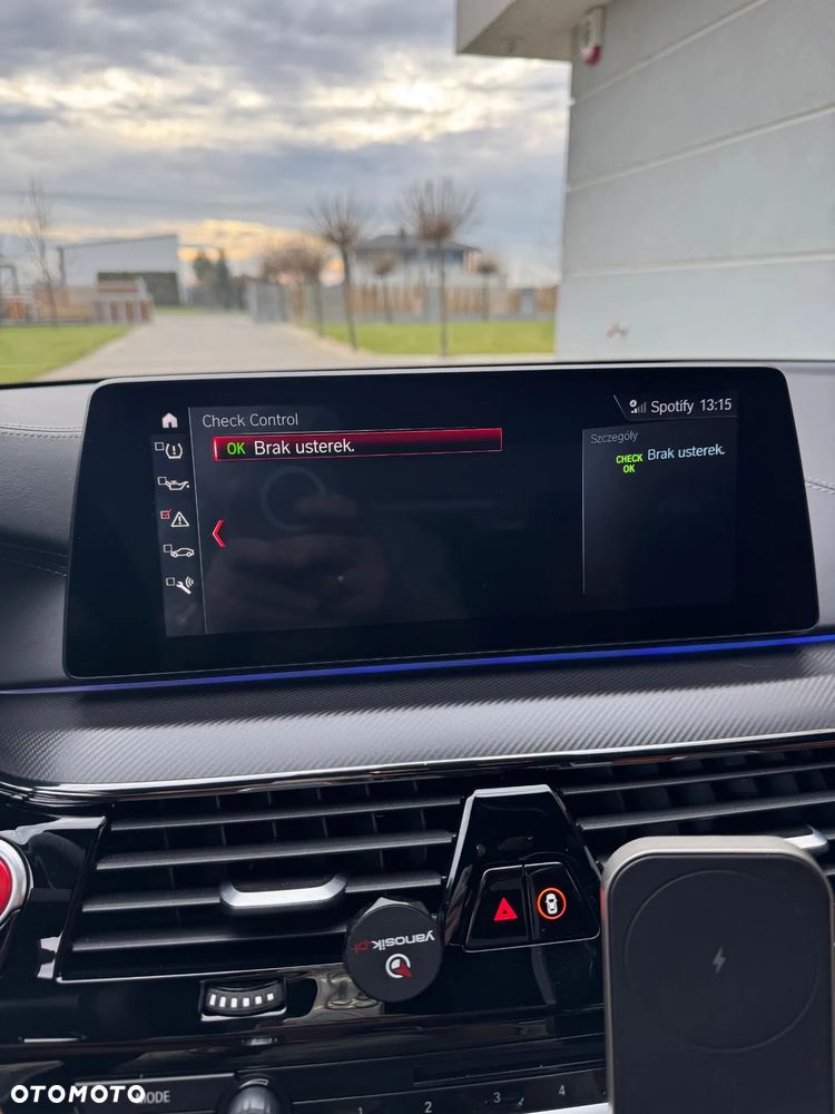 BMW M5 Competition - 16