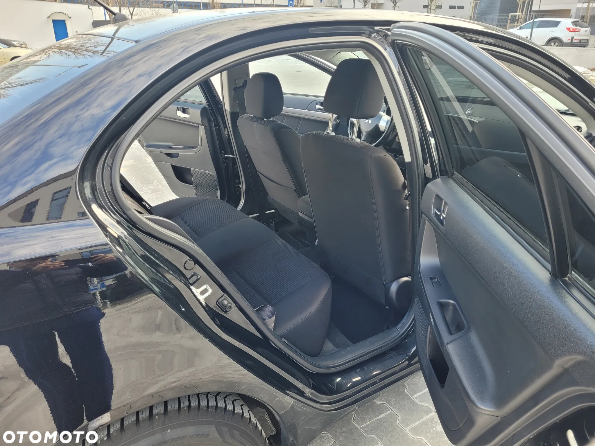 Mitsubishi Lancer 1.6 Inform - 10