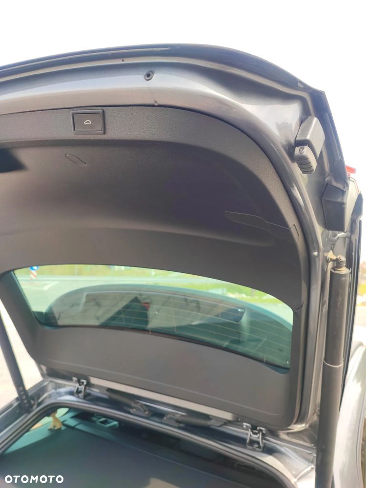 Skoda Octavia 2.0 TDI DSG Style - 14