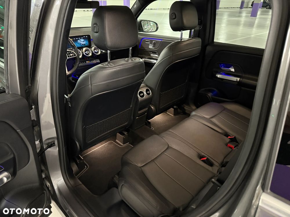 Mercedes-Benz GLB 250 4Matic 8G-DCT - 25
