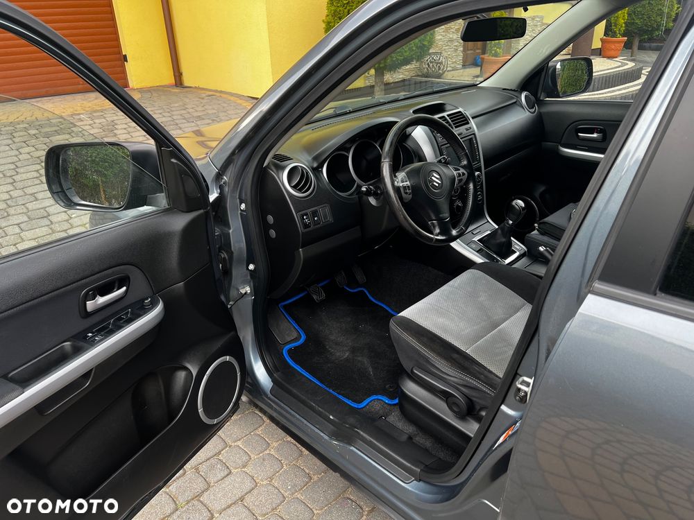 Suzuki Grand Vitara 1.9 DDiS Comfort DPF Limited - 8