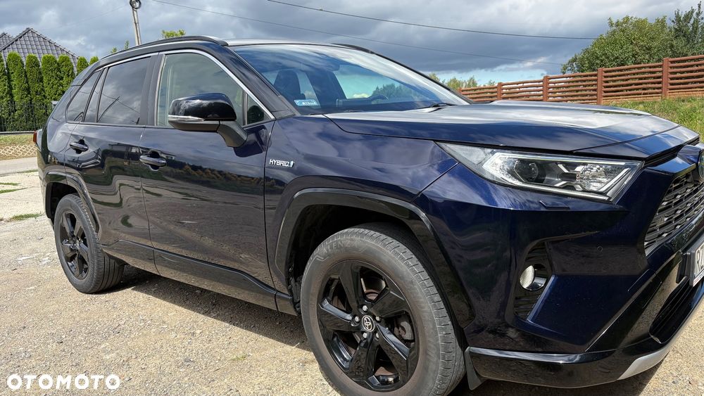 Toyota RAV4 - 4