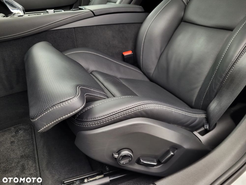Volvo S90 T8 AWD Plug-In Hybrid Ultimate Dark - 22