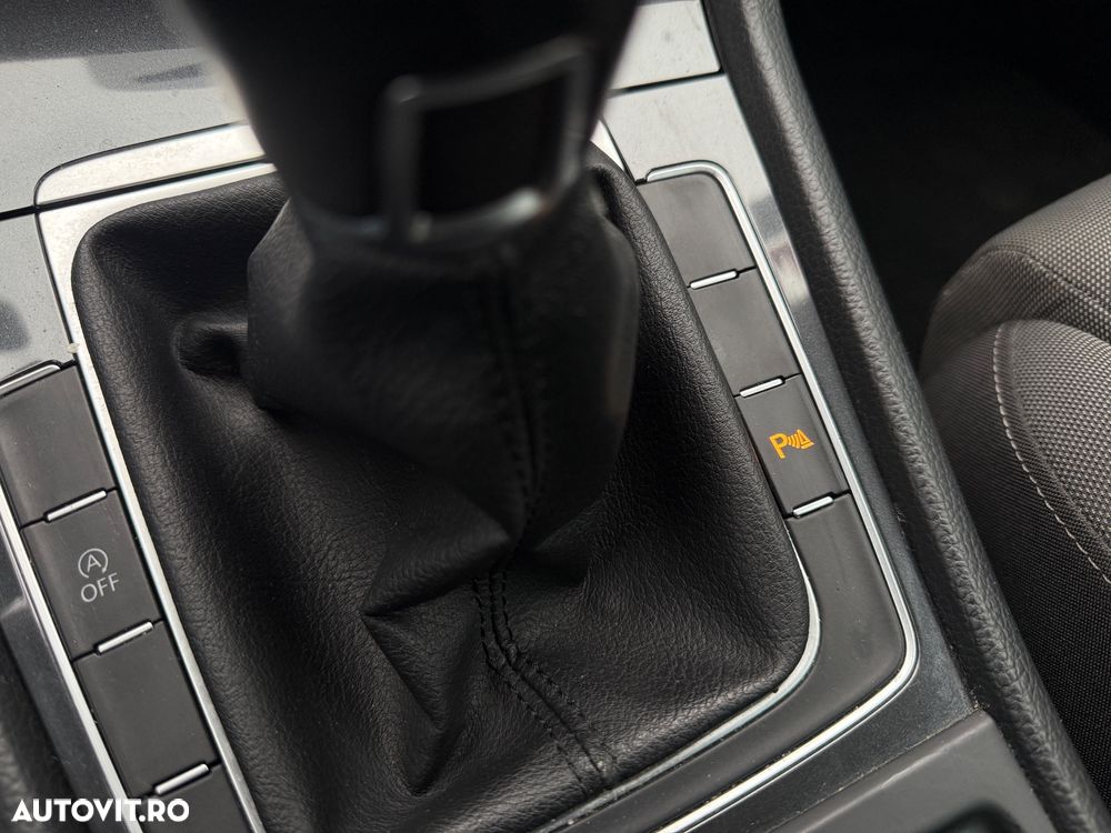 Volkswagen Golf Variant 1.6 TDI (BlueMotion Technology) Comfortline - 18