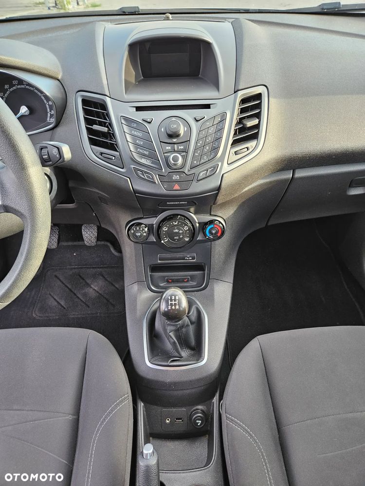 Ford Fiesta 1.0 Trend - 12