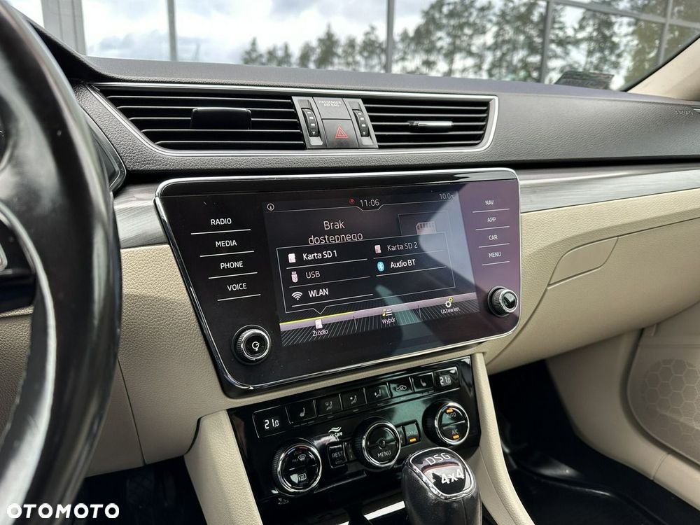 Skoda Superb 2.0 TDI 4x4 DSG Style - 31