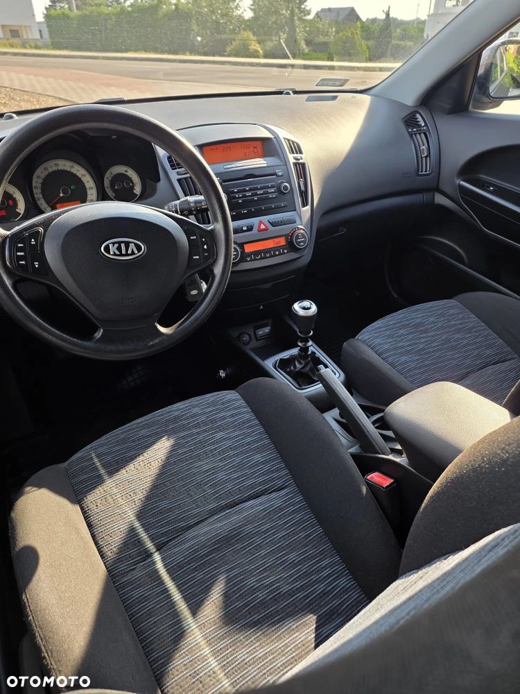 Kia Ceed 1.4 Optimum - 9