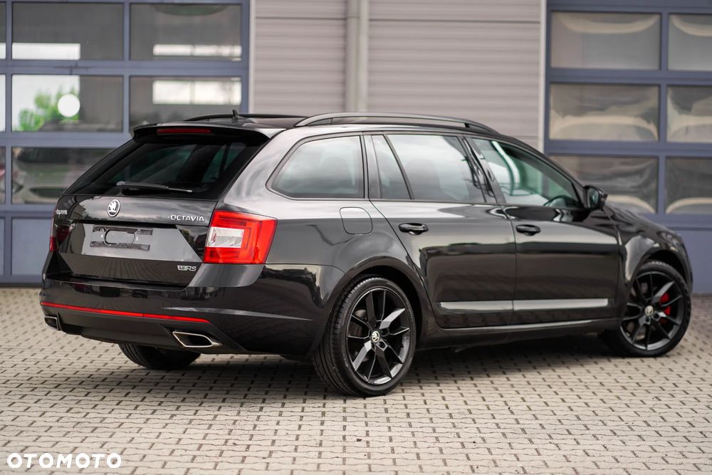 Skoda Octavia 2.0 TDI RS - 10