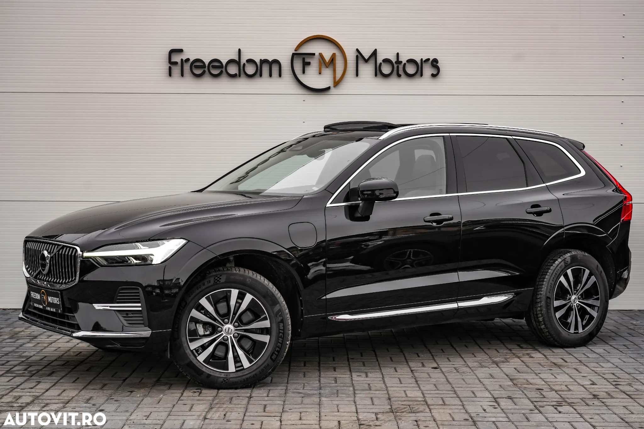 Volvo XC 60 T6 AWD Plug-in Hybrid Plus Bright - 6