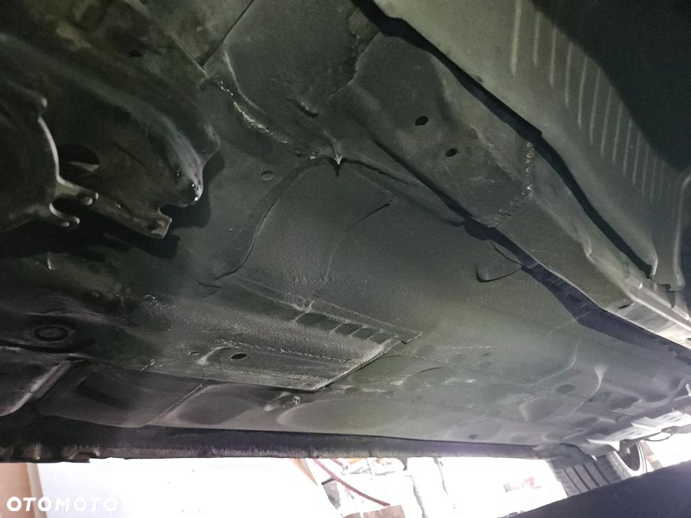 Honda Accord 2.0 Comfort - 29