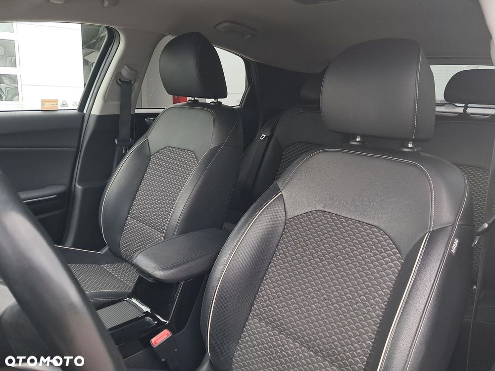 Kia XCeed 1.5 T-GDI Business Line - 11