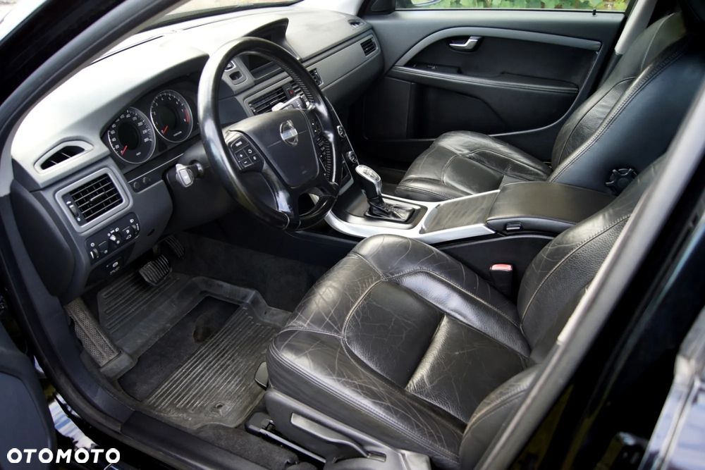 Volvo V70 T4 Powershift Kinetic - 17