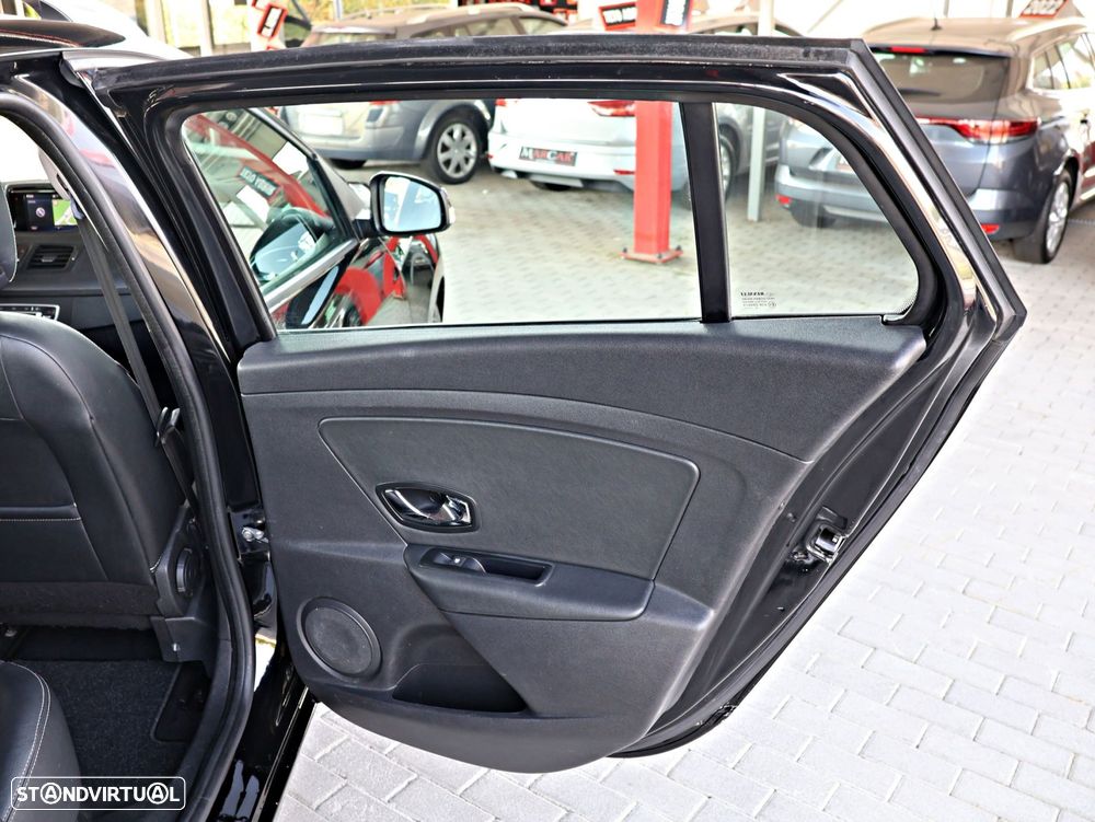 Renault Mégane Sport Tourer 1.5 dCi Confort SS - 33