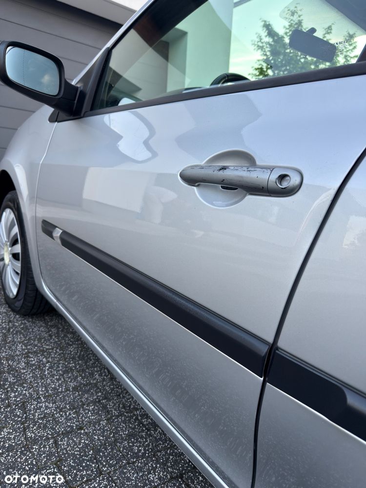 Renault Clio 1.2 16V All Inclusive - 19