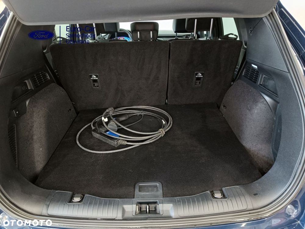 Ford Kuga 2.5P PHEV FWD ST-Line X - 8