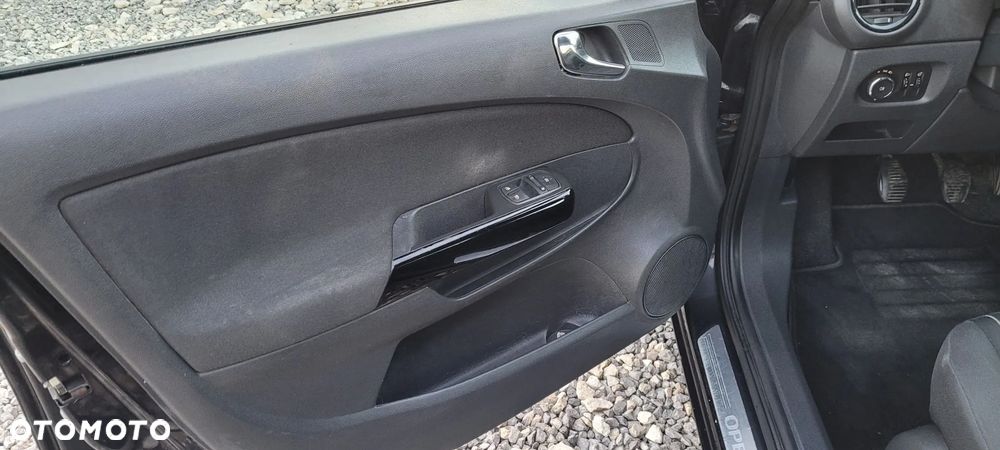 Opel Corsa 1.4 16V Navi - 12
