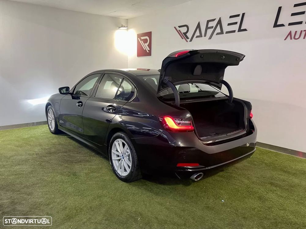 BMW 320 e Auto - 40
