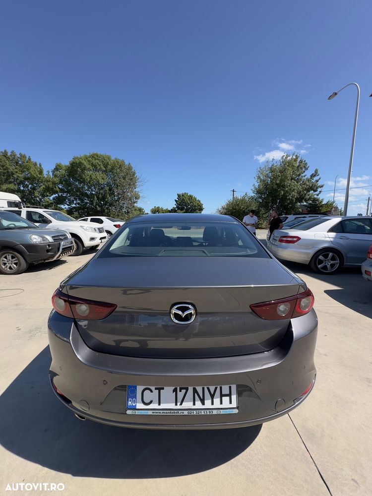 Mazda 3 e-Skyactiv G150 AT MHEV Exclusive-Line - 6
