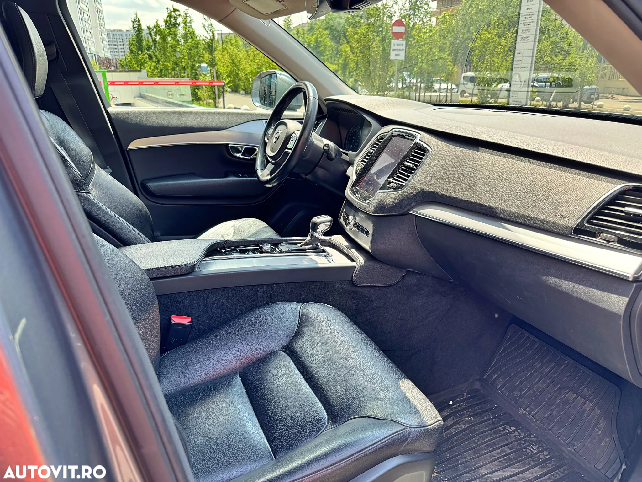 Volvo XC 90 - 12
