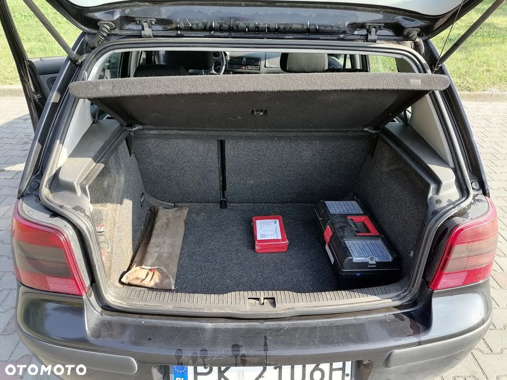 Volkswagen Golf 1.9 CL TDI - 9