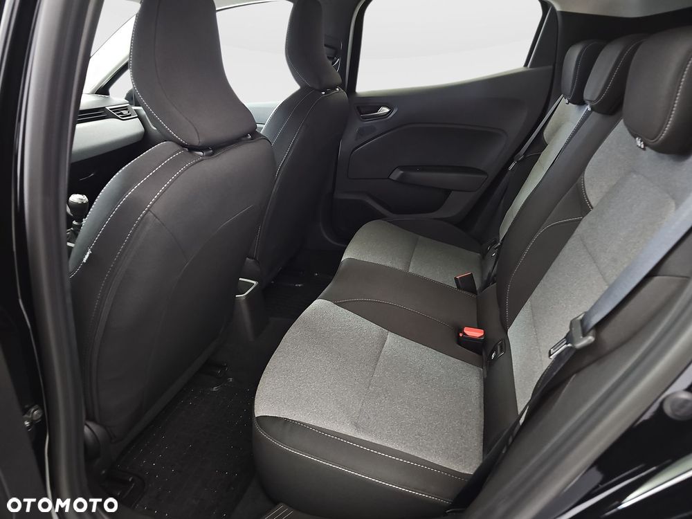 Renault Clio 1.0 TCe Evolution - 22