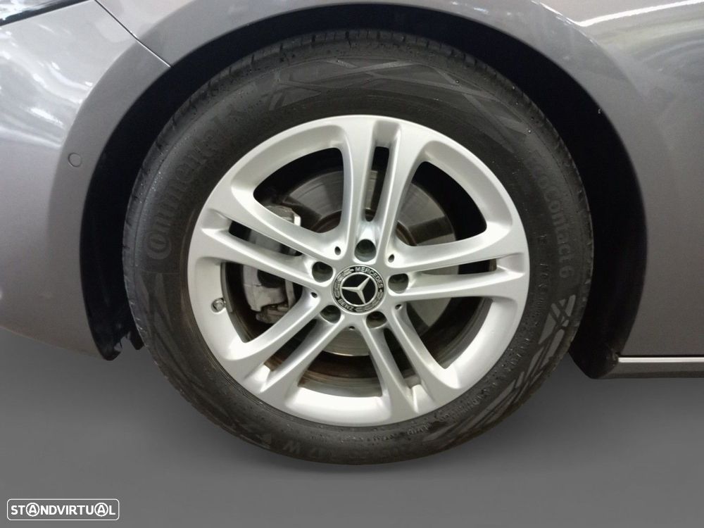 Mercedes-Benz A 200 Limousine d Style Aut. - 14