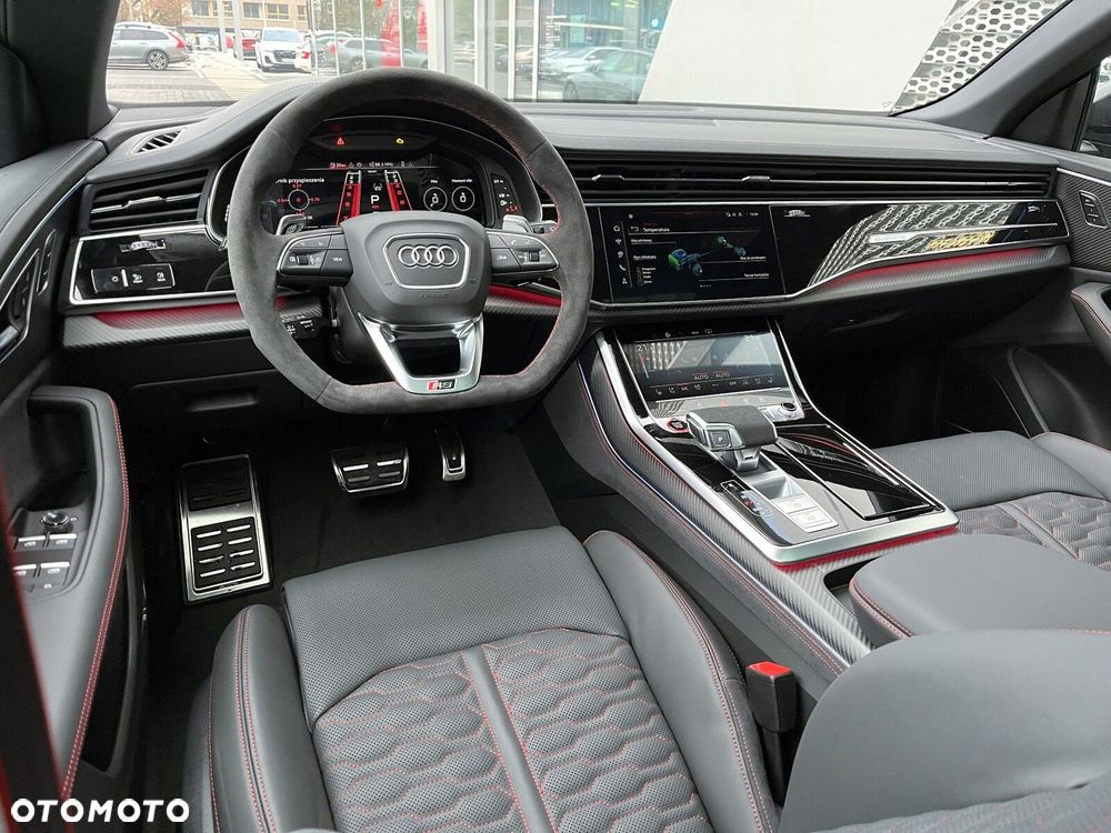 Audi RS Q8 - 19